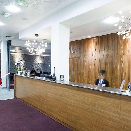 Best Western Plus Paris Velizy Exterior photo