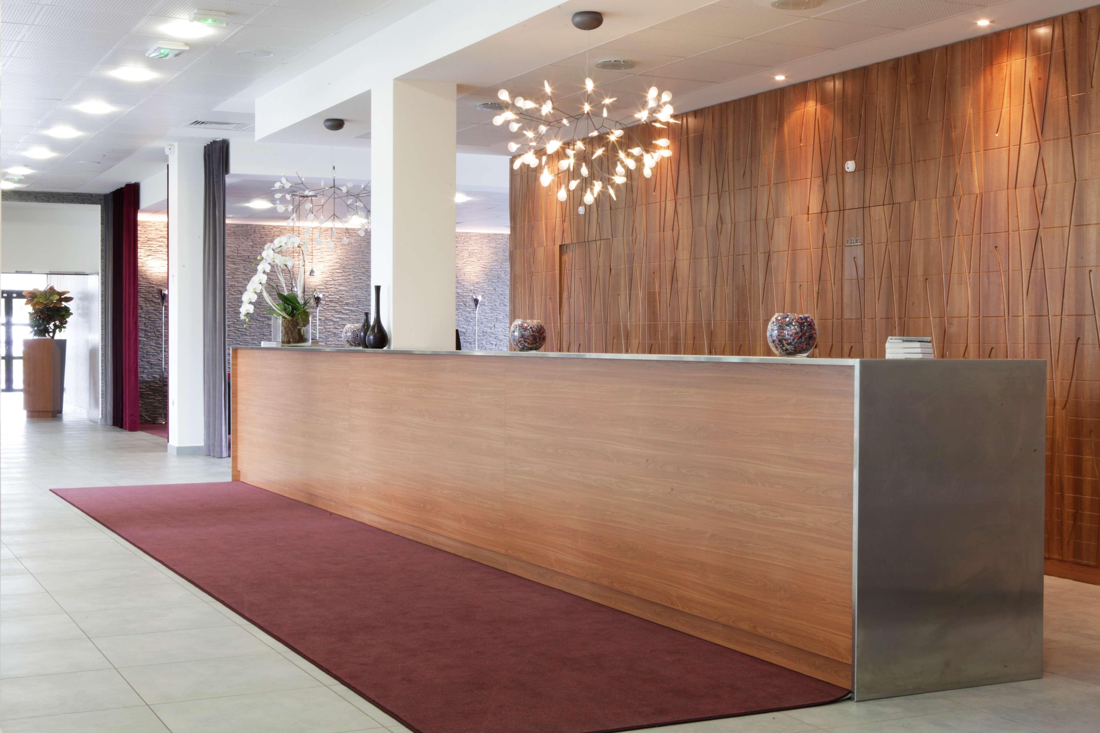 Best Western Plus Paris Velizy Exterior photo