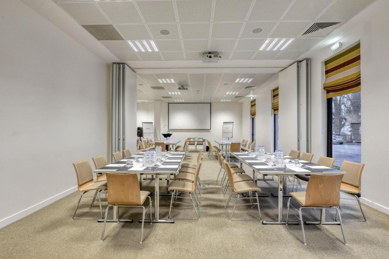 Best Western Plus Paris Velizy Exterior photo